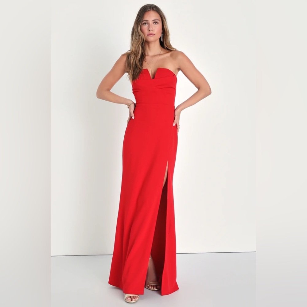 XS LULUS RED STRAPLESS FORMAL DRESS